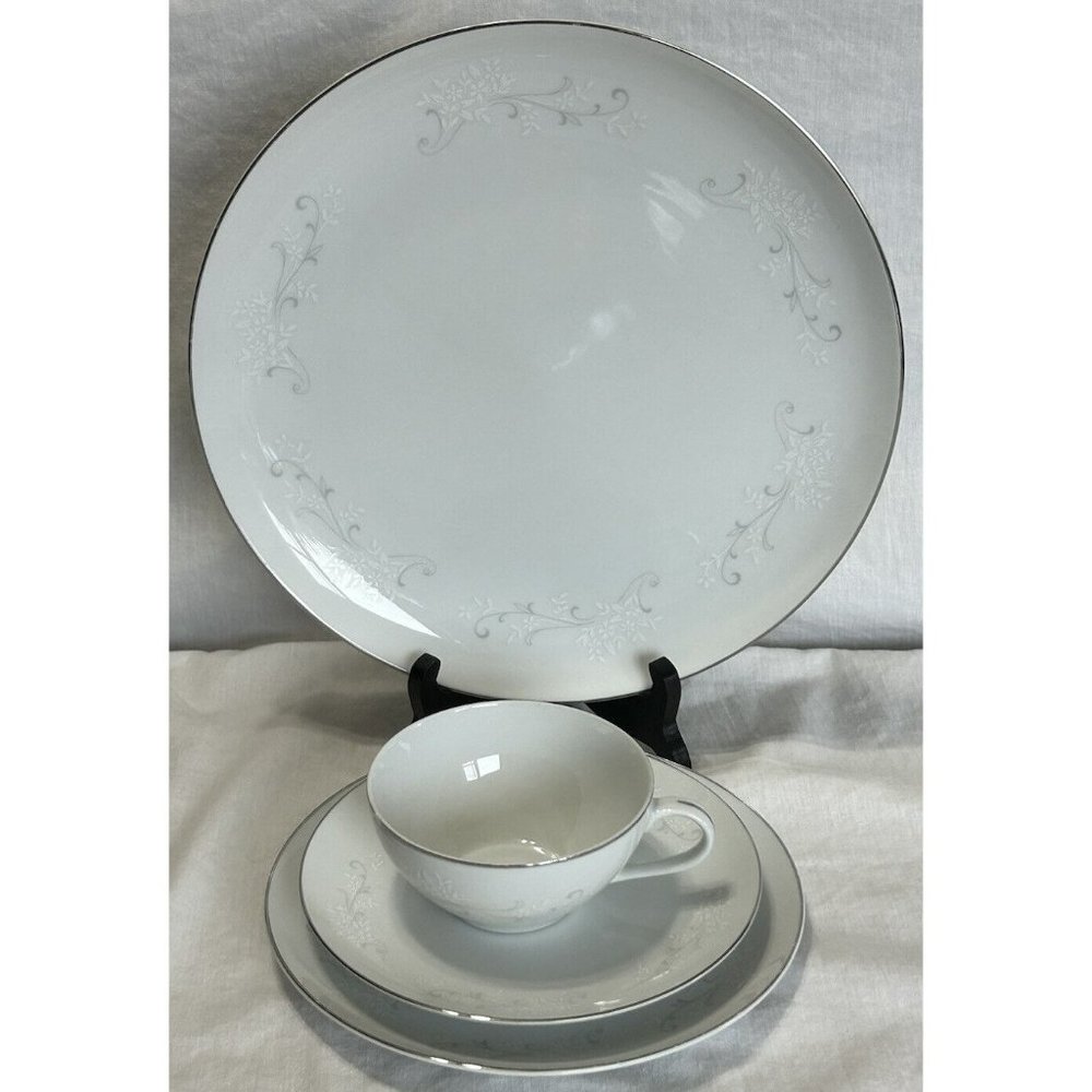 Fine Seyei China Claudia 6863 Made In Japan 4 Piece Set Vintage MCM Very Pretty